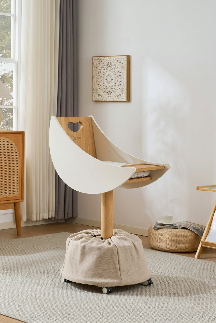 Solid Wood Moon-Shaped Dining Chair